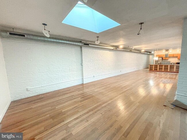 Photo - 212 Race St Unit 4C