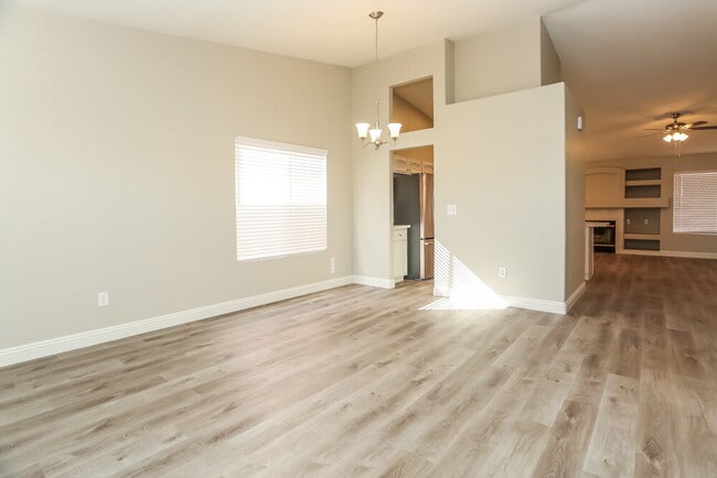 Photo - 3705 Iverson Ln