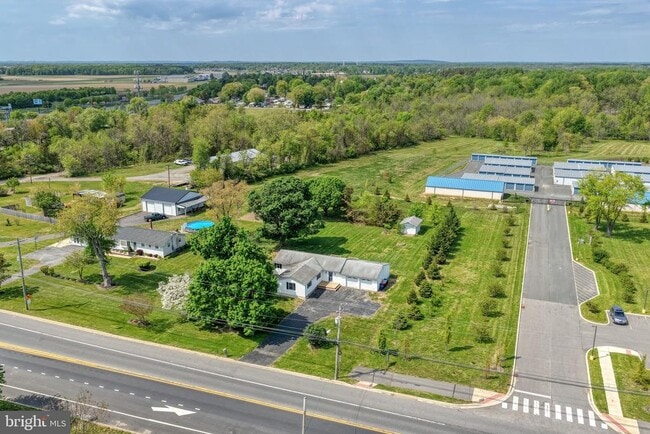 Photo - 441 Boyds Corner Rd