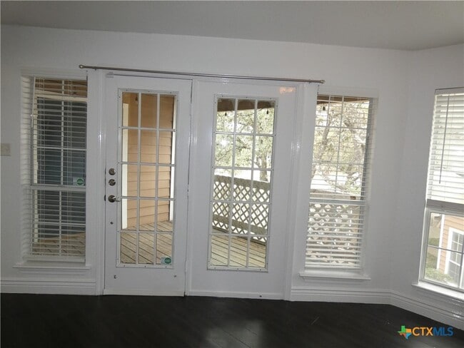 Photo - 14745 Babcock Rd