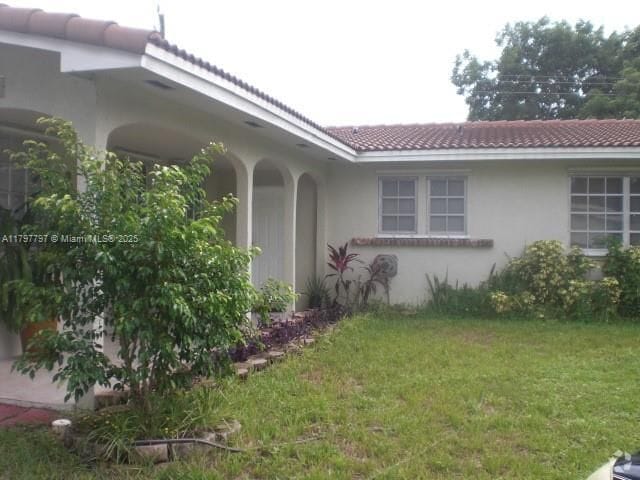 Building Photo - 5012 SW 90th Way Rental