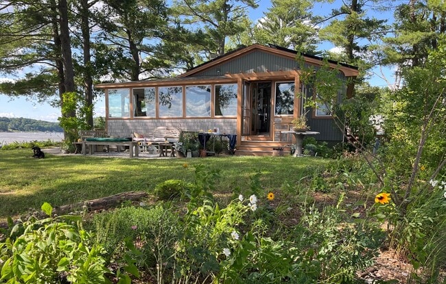 Photo - 46 Rogers Pt Dr