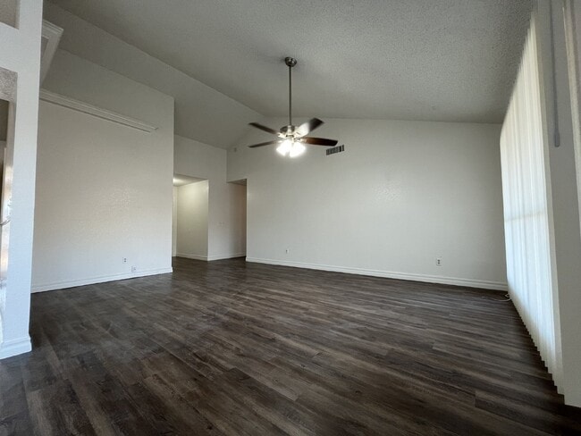 Photo - 7119 W McLellan Rd