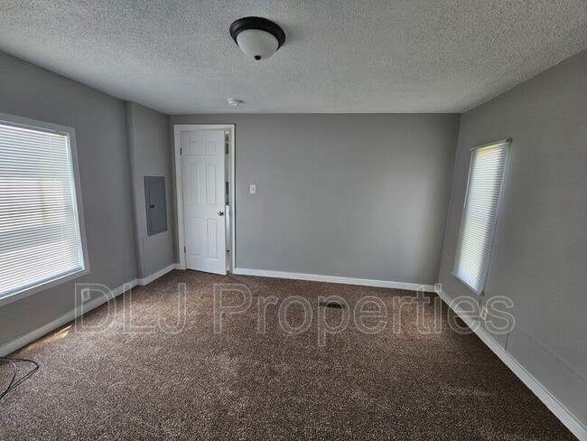 Photo - 934 Eslinger Ct