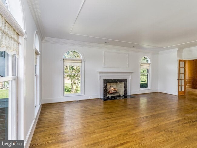 Photo - 8951 Brook Rd