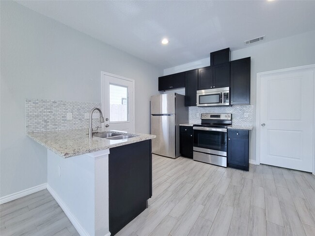 Photo - 16684 E Ivanhoe St