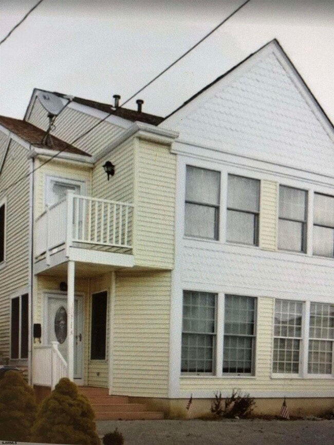 Building Photo - 217 3rd St S Unit A Rental