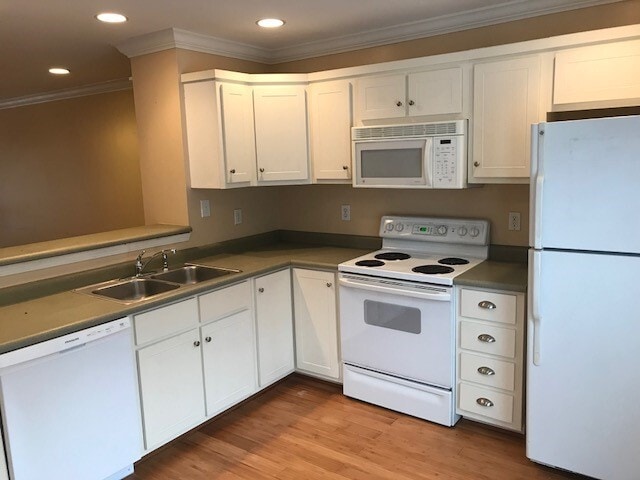 Photo - 660 Barnett Shoals Rd Unit 223