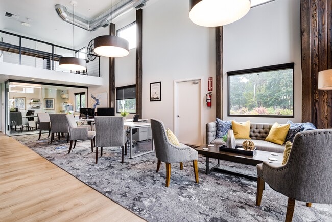 Knol Apartments