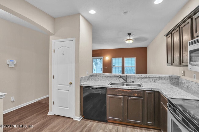 Photo - 1692 Biscayne Bay Cir