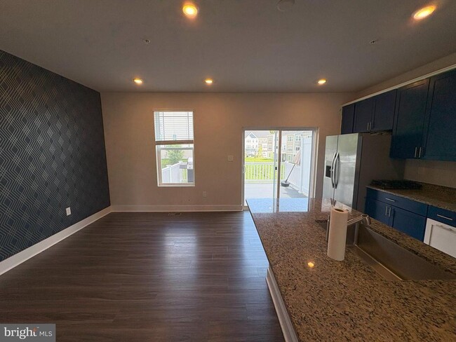 Photo - 1815 Betterton Rd