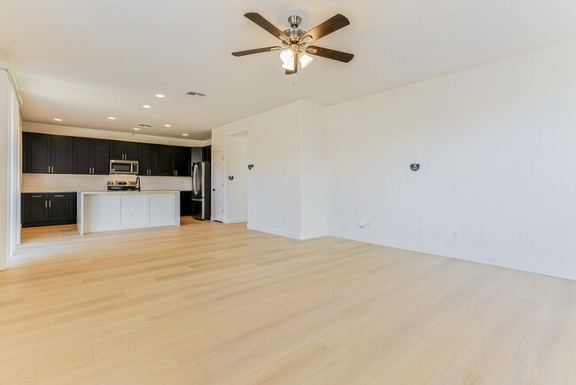 Photo - 11050 E Segura Ave