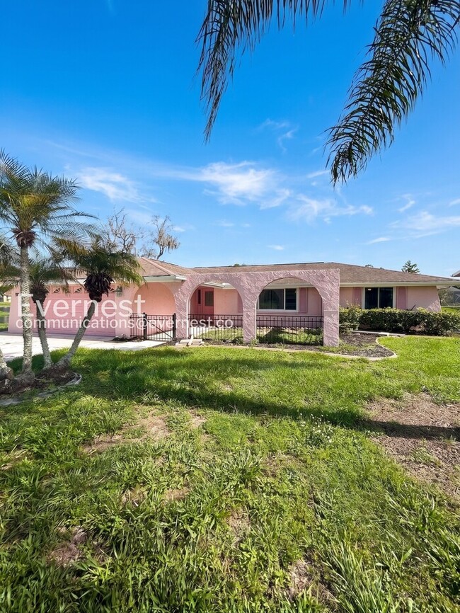 Building Photo - 7810 Cayuga Dr