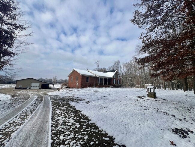 Photo - 13307 North Rd NW