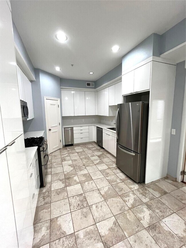 Photo - 3409 Haynie Ave