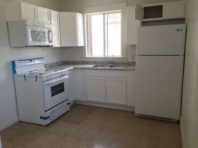 Foto del edificio - 216 S. St. Louis St