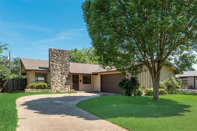 Photo - 908 Prestwick Ln