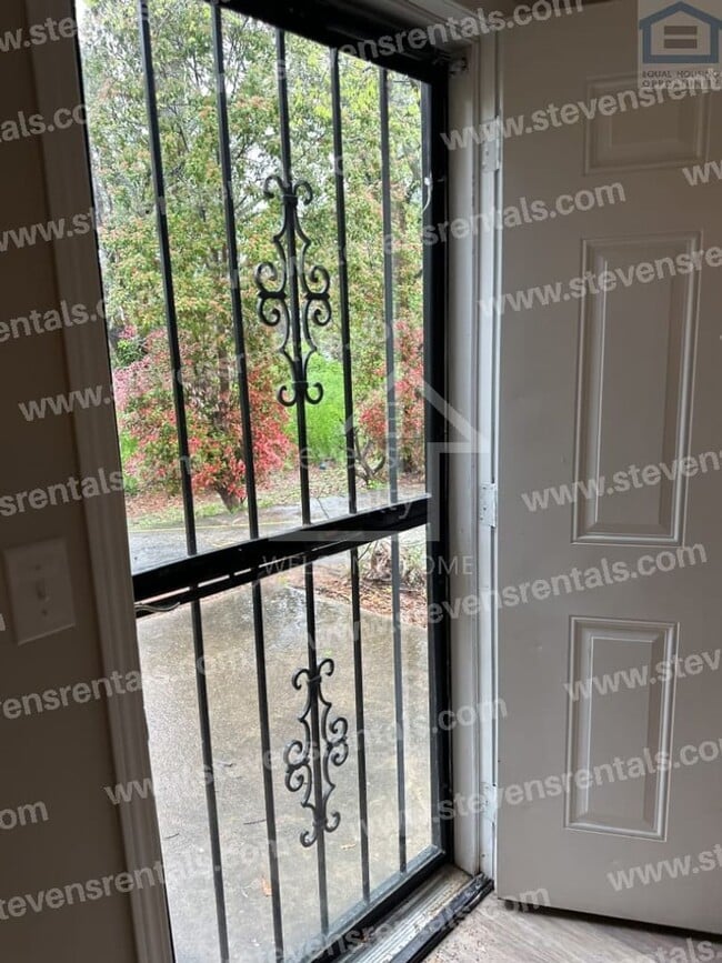 Photo - 4149 Willard Dr
