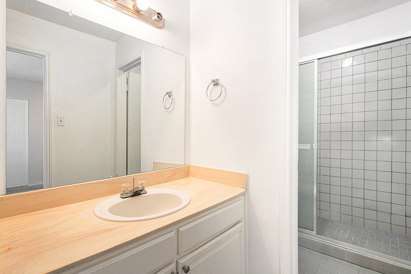 Photo - 4844 Milwee St