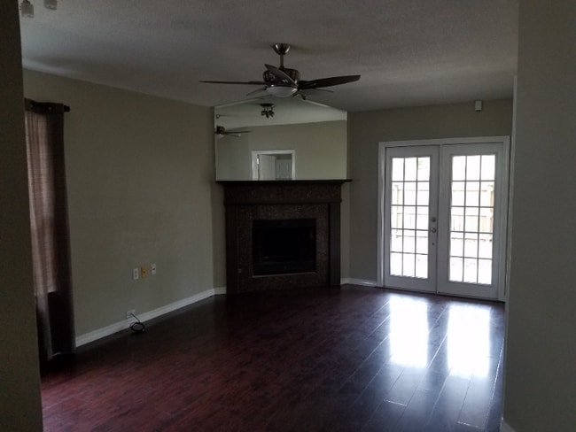 Photo - 169 Wildflower Ln