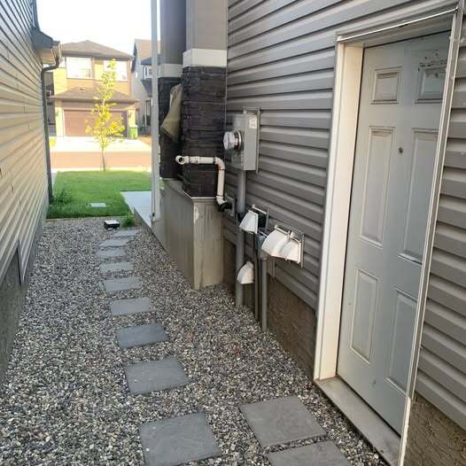 Building Photo - 309 Corner Meadows Way NE