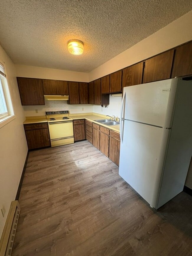 705 S 1st St W Unit C