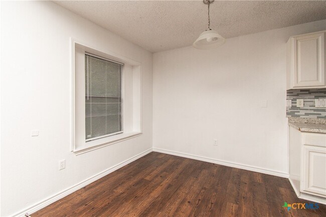 Photo - 2407 Lago Trail