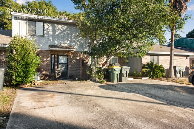 Photo - 23 Cape Dr NW