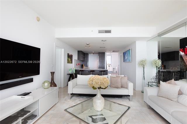 Building Photo - 900 Biscayne Blvd Unit 2002
