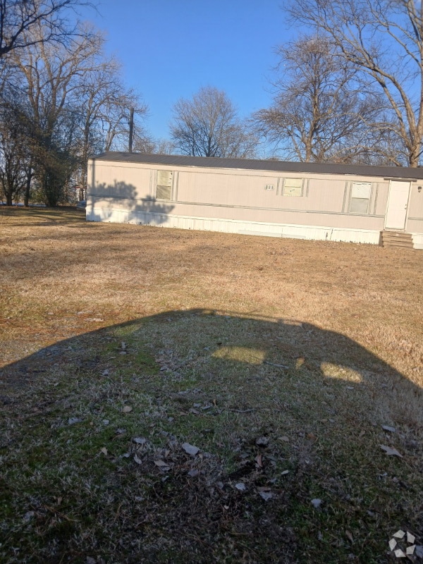 Building Photo - 203 Pawpaw St Rental