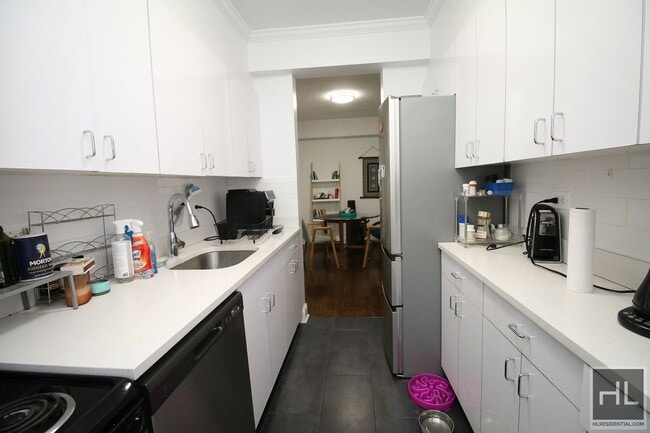 Photo - EAST 69 STREET Unit 10K