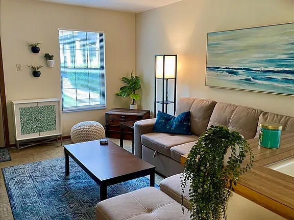 Photo - 7326-7340 Hampton Ave Unit A