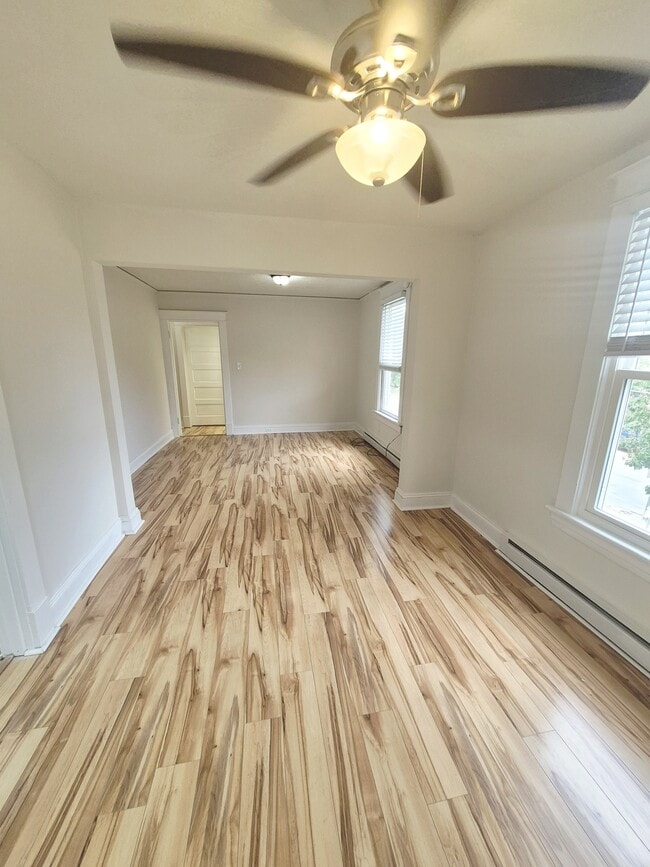 110 Phelps Rd