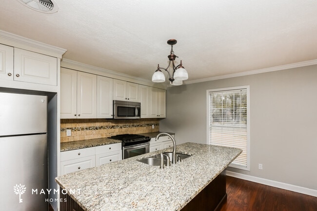 Photo - 455 S Wheatley St