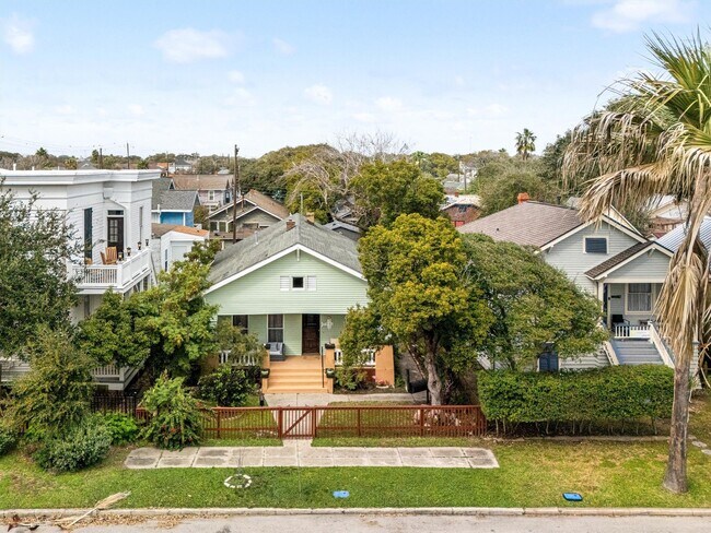 Photo - 3420 Avenue R