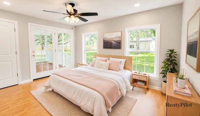 Photo - 134 Allen St
