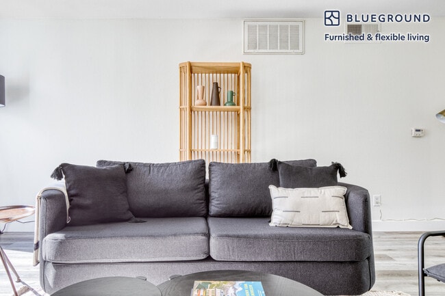 Photo - 12427 W Jefferson Blvd Unit FL2-ID567