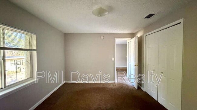 Photo - 1845 Lindberg Dr Unit Apt 28