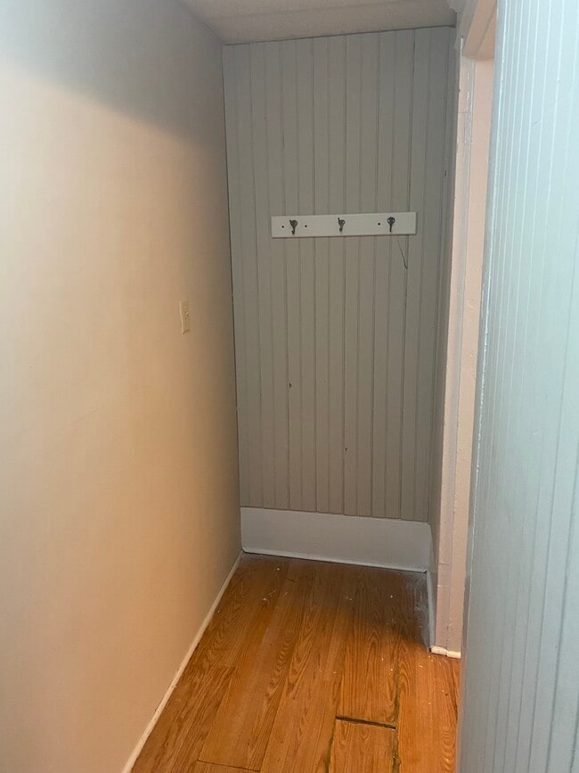 Photo - 35. W. University Street Unit 1W