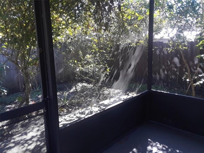 Photo - 1303 Candlewyck Dr