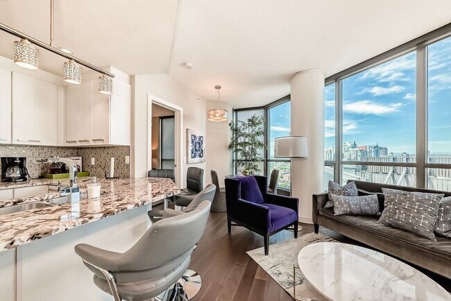 225-2110-211 11 Ave SE
