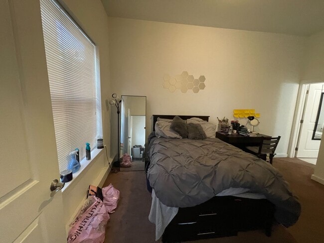 Photo - 1536 N. Carlisle