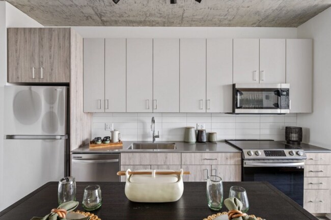 Photo - 800 N Cleveland Ave Unit 1311