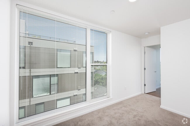 1BD, 1BA - 498-516SF