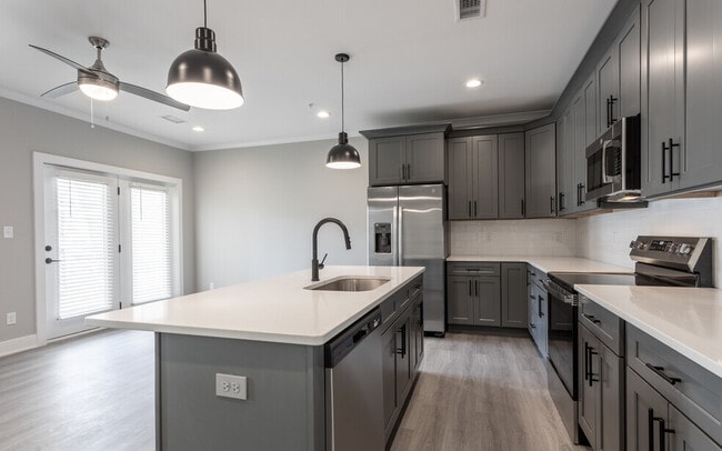 East Pointe Luxury Apartments