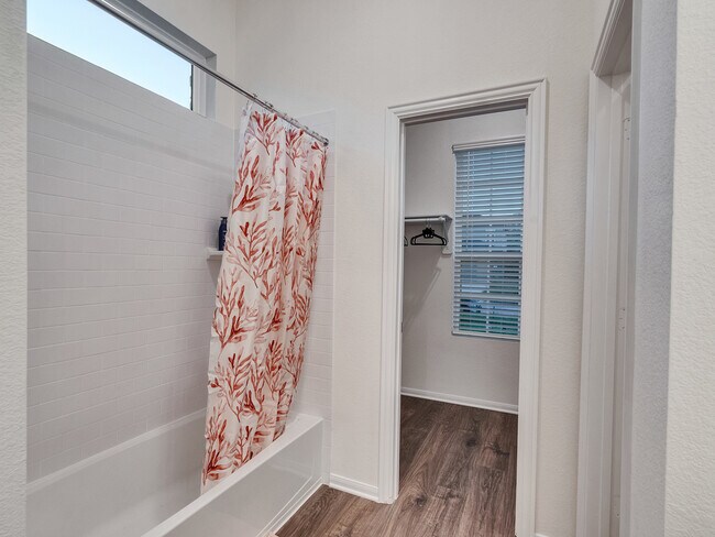 Photo - 426 Magnolia Ln