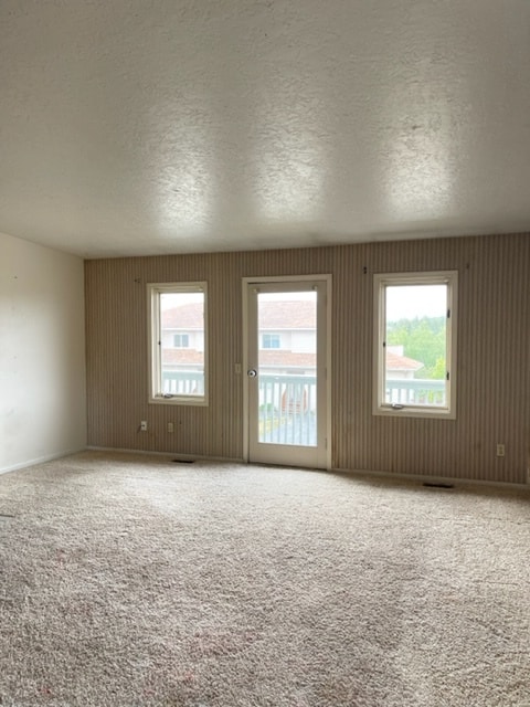 Photo - 1035 Seneca Ave