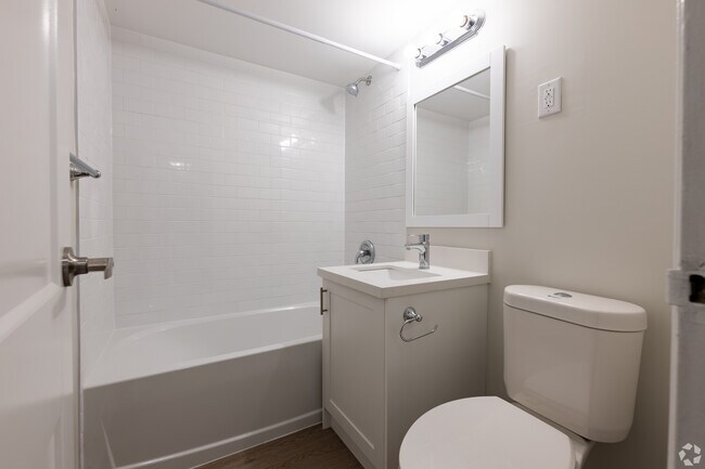 Photo - 1640 Lawrence