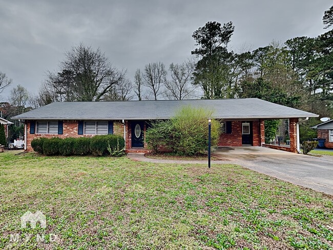Photo - 152 Robin Hood Dr House