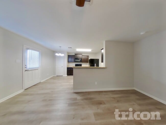 Photo - 2902 Hypatia Meadow